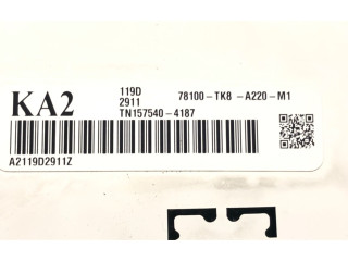 Přístrojová deska  Honda Odyssey 2013 78100-TK8-A220-M1  