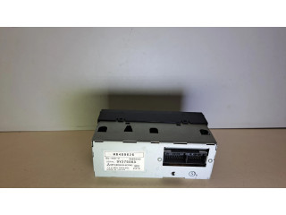 Дисплей    MR489626, 3AB0040   Mitsubishi Space Runner