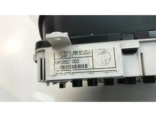 Přístrojová deska  Mitsubishi Carisma 2000 MR915236  