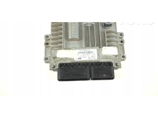 Блок управления двигателем Блок управления 39130-2A402   Hyundai ix20