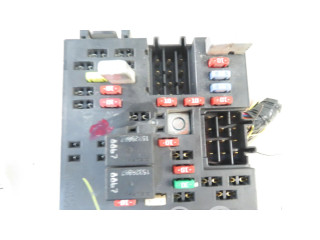   Pojistková skříňka 15266952   Hummer H2 2006