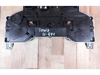 Přístrojová deska  Toyota Camry VIII XV70  2020 8380033X81  