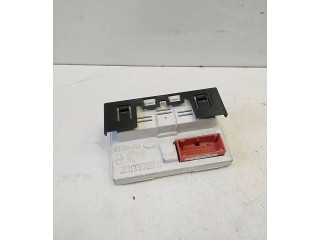 Дисплей    8200107839   Renault Megane II