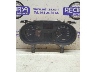 Přístrojová deska  Renault Trafic II (X83) 2006 P8200390132B  