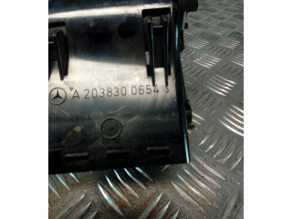 Přístrojová deska  Mercedes-Benz C W203  A2038300654  