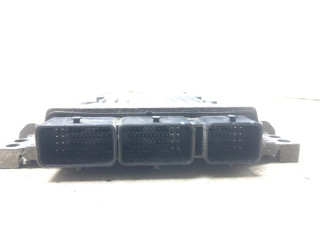 Блок управления двигателя 8200592611, 8200565863   Nissan Tiida C11