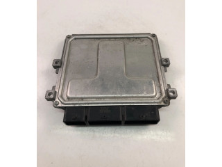 Řídící jednotka 237102706R, 237103368R   Renault Captur 2015
