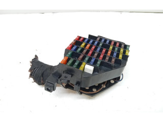 Блок предохранителей  4200572, 4200572   Saab 9-5    