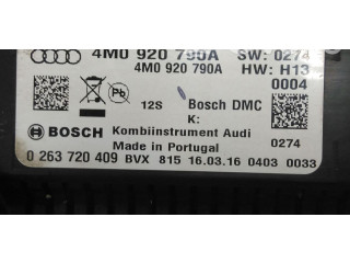 Přístrojová deska  Audi Q7 4M 2016 4M0920790A  