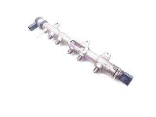 Vstřikovací lišta 8514154   BMW 2 F22 F23  pro naftový motor 2.0 B47D20A 220d
