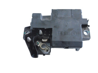  Pojistková skříňka 32359306   Volvo XC40 2023