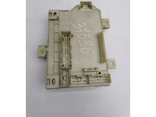 Блок предохранителей MN108320   Mitsubishi Colt CZ3    