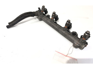 Vstřikovací lišta 036133319A   Audi A2     