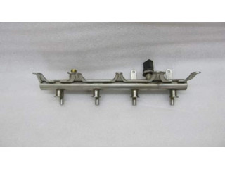 Vstřikovací lišta 06J133317   Audi A4 S4 B8 8K  pro benzínový motor 1.8 CAG 