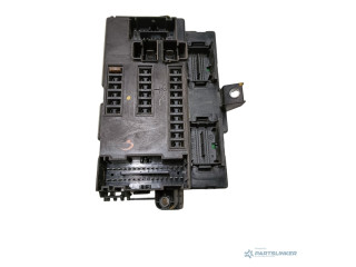 Блок предохранителей 1384105080   Citroen Jumper    