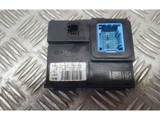 Блок управления 9832228080, E1172710A   Peugeot Expert