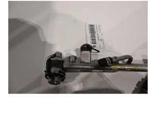 Топливная рампа 058133681   Audi A4 S4 B5 8D   для двигателя ADR
