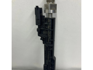 Vstřikovač 7597870   BMW 5 F10 F11  pro benzínový motor 3.0  