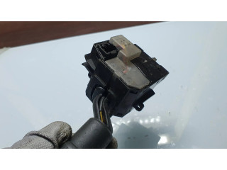 Ручка стеклоочистителей 17D682   Mazda 3 I