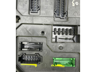Блок предохранителей S120042300A, 2M2114B205CA   Ford Galaxy    