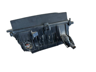  Pojistková skříňka 31398000, 31398001   Volvo V60 2018