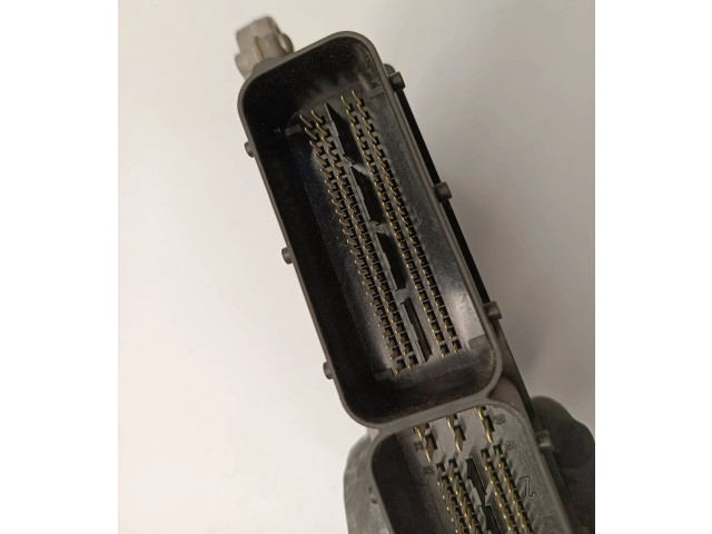 Блок управления двигателя 30729826A, 0281012103   Volvo XC90
