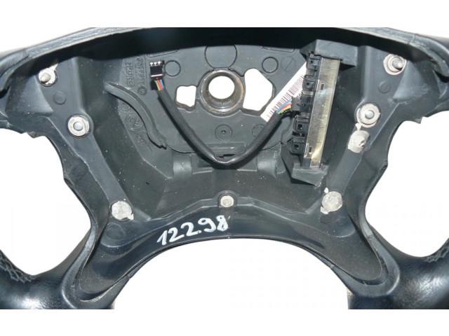 Volant Mercedes-Benz CLS C219 2004 A2194602103  
