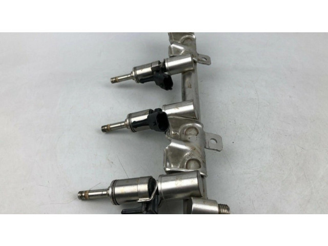 Vstřikovač 7592426   BMW 1 F20 F21  pro benzínový motor 1.6  