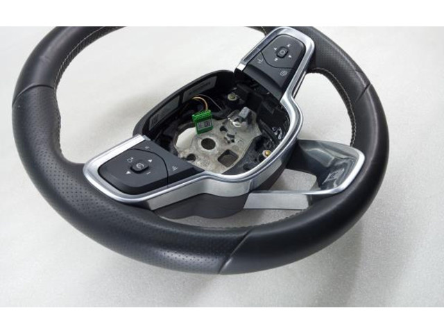 Руль Volvo XC40   -  года 34232263C, 31455409      