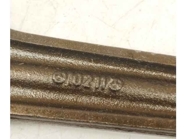 Шатун M104 1020302620, A1020302620    Mercedes-Benz E W124  