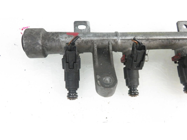 Vstřikovací lišta 9260930006, 3531022600   Hyundai Accent  pro benzínový motor 1.3 G4EA 