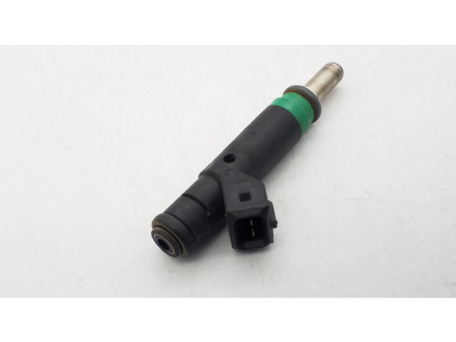 Vstřikovač 7525721   BMW 7 E65 E66  pro benzínový motor 4.8 Amerika 