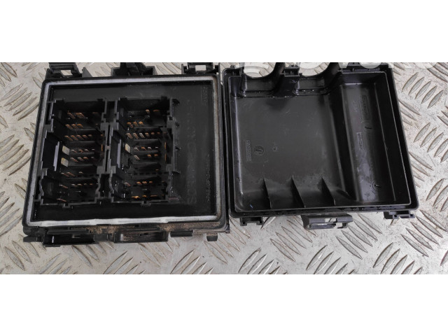 Блок предохранителей JX6T14D068BD   Ford Focus    