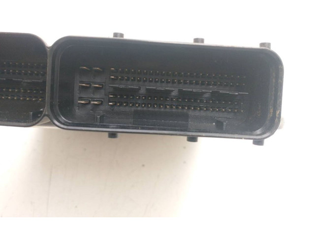 Řídící jednotka 03L906019DF   Seat Exeo (3R) 2008