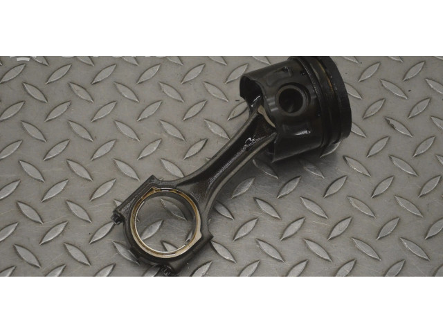 Píst 17H4700740, 342C300740   Land Rover Range Rover Evoque L538  pro naftový motor 2.2 224DT 