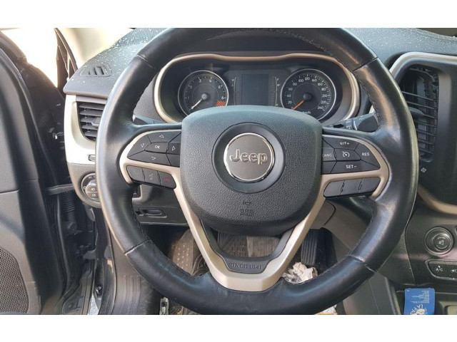 Volant Jeep Cherokee 1987   