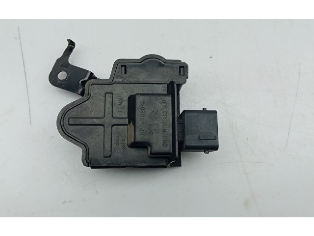 Руль Peugeot 2008 I  2013 - 2019 года 9801808680      