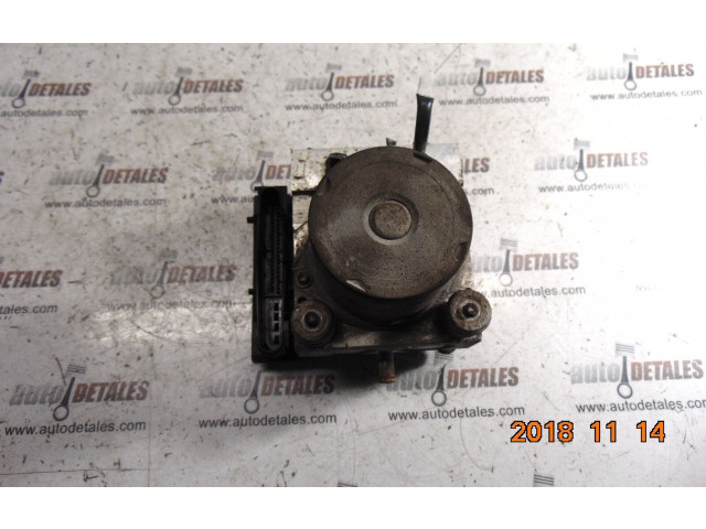 Блок АБС 589202L500   Hyundai  i30  2007-2012 года