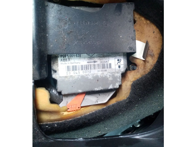 Блок подушек безопасности 0285001538   Renault Clio I