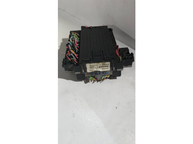 Zámek zadních dveří 08688513, 30682664   Volvo V70 2005