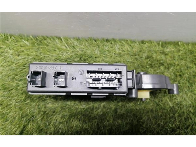 Zpětné zrcátko  Citroen C4 Aircross 2009  9682495680, 9682495680  