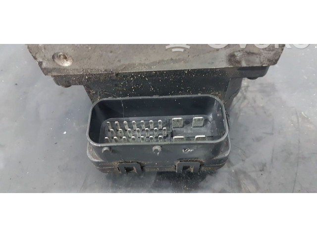 Jednotka ABS    Hyundai Trajet 2005