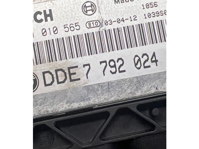 Řídící jednotka 7792024, 61356905666   BMW 3 E46 2002