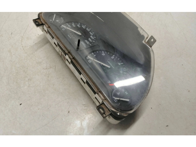 Přístrojová deska  Subaru Legacy 1997 NSL210L, 0182044  