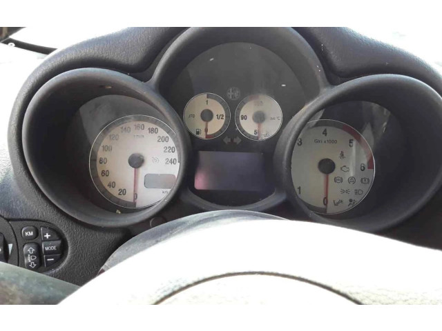 Панель приборов 156050197   Alfa Romeo GT       