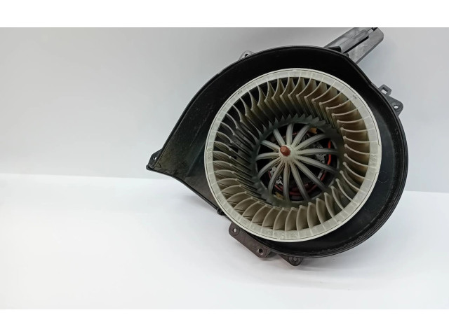 Вентилятор печки    6R1819015A   Volkswagen Polo
