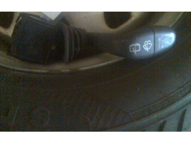 Переключатель дворников    Skoda Felicia I
