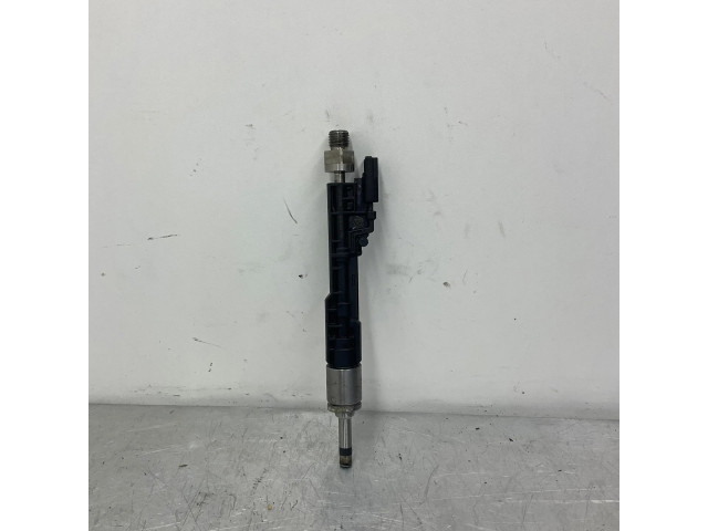 Vstřikovač 7597870   BMW 5 F10 F11  pro benzínový motor 3.0  