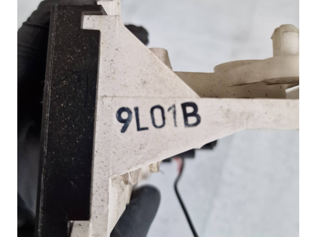Блок управления климат-контролем 9L01B   KIA Pregio