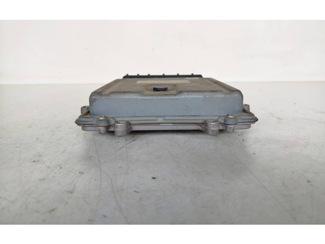 Řídící jednotka 30771550, 0281012103   Volvo S60 2008